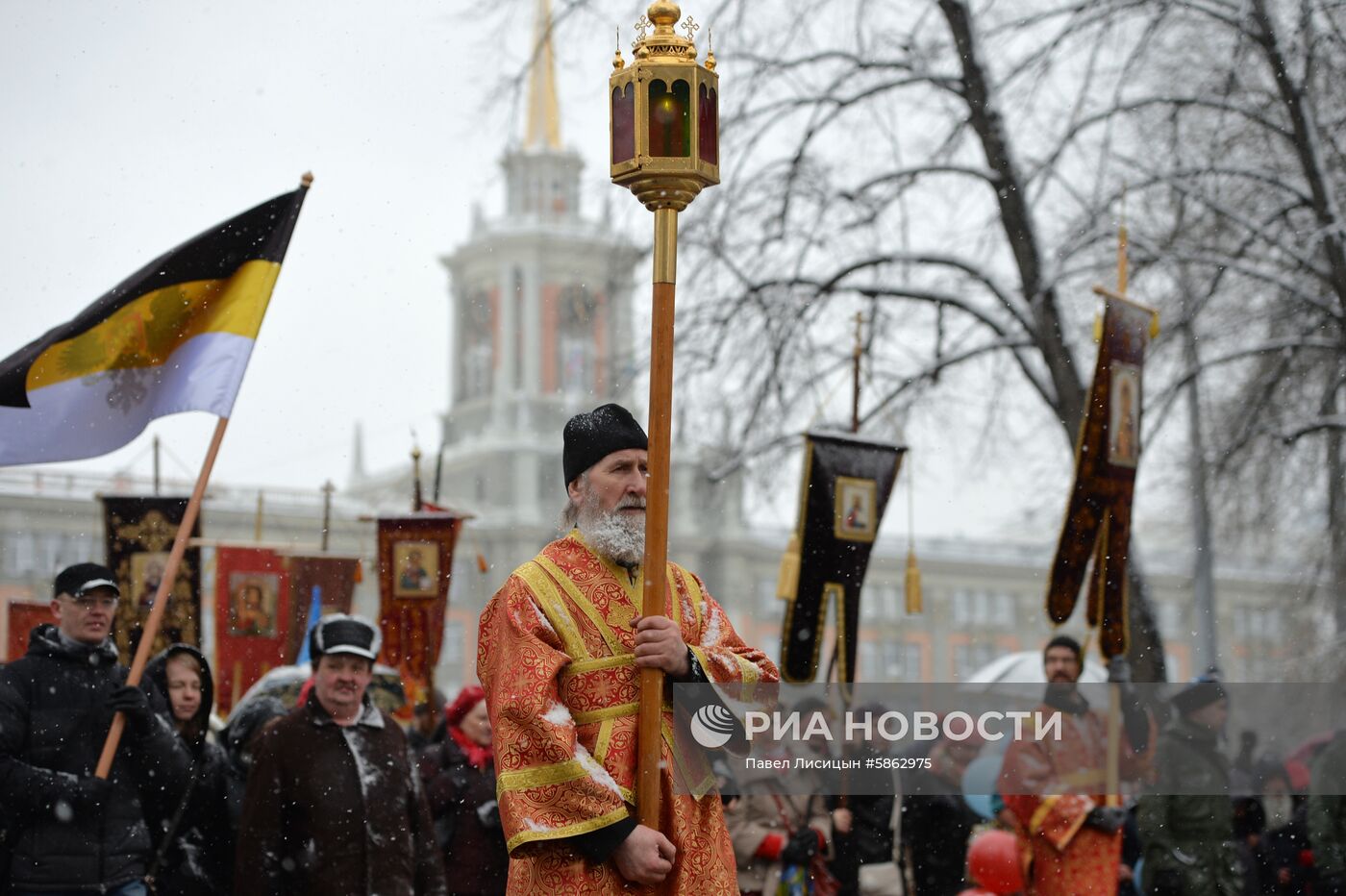 Пасхальный крестный ход 