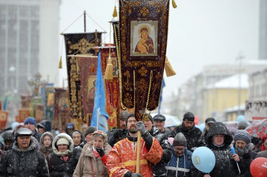 Пасхальный крестный ход 