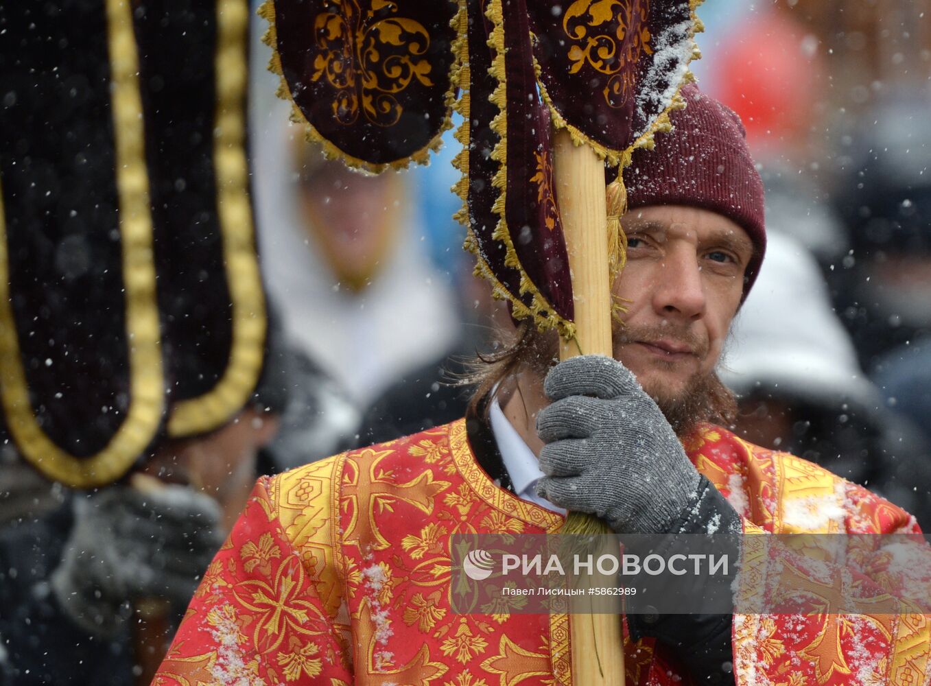 Пасхальный крестный ход