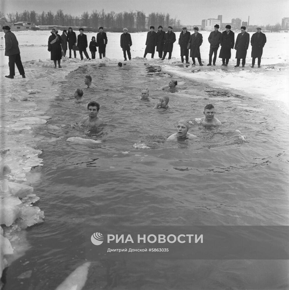 Ленинградский клуб любителей зимнего плавания