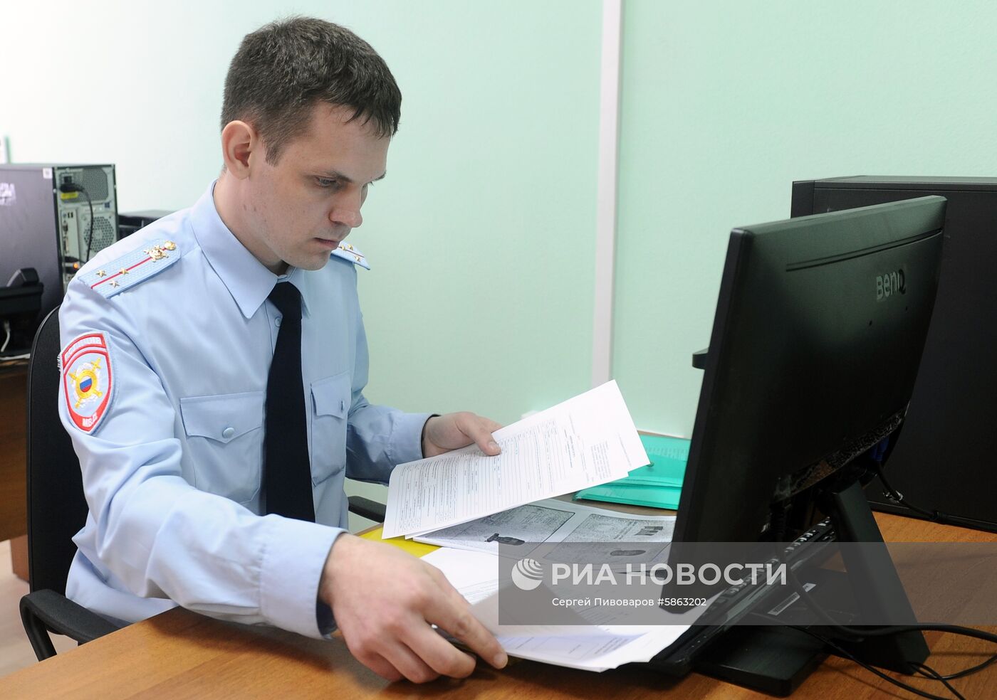 Пункт выдачи паспортов жителям ДНР и ЛНР