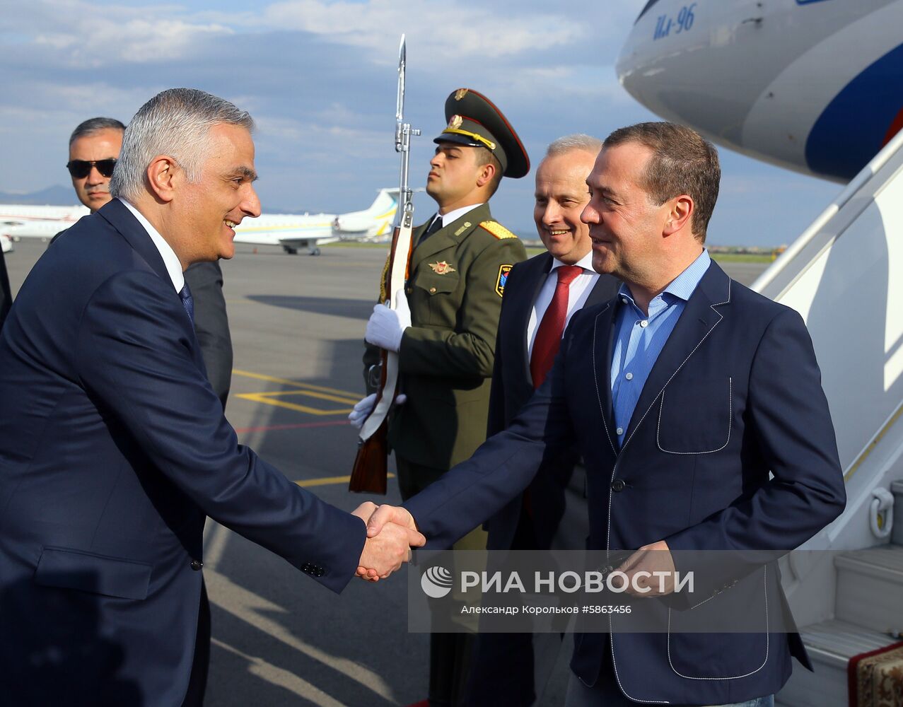 Визит премьер-министра РФ Д. Медведева в Армению