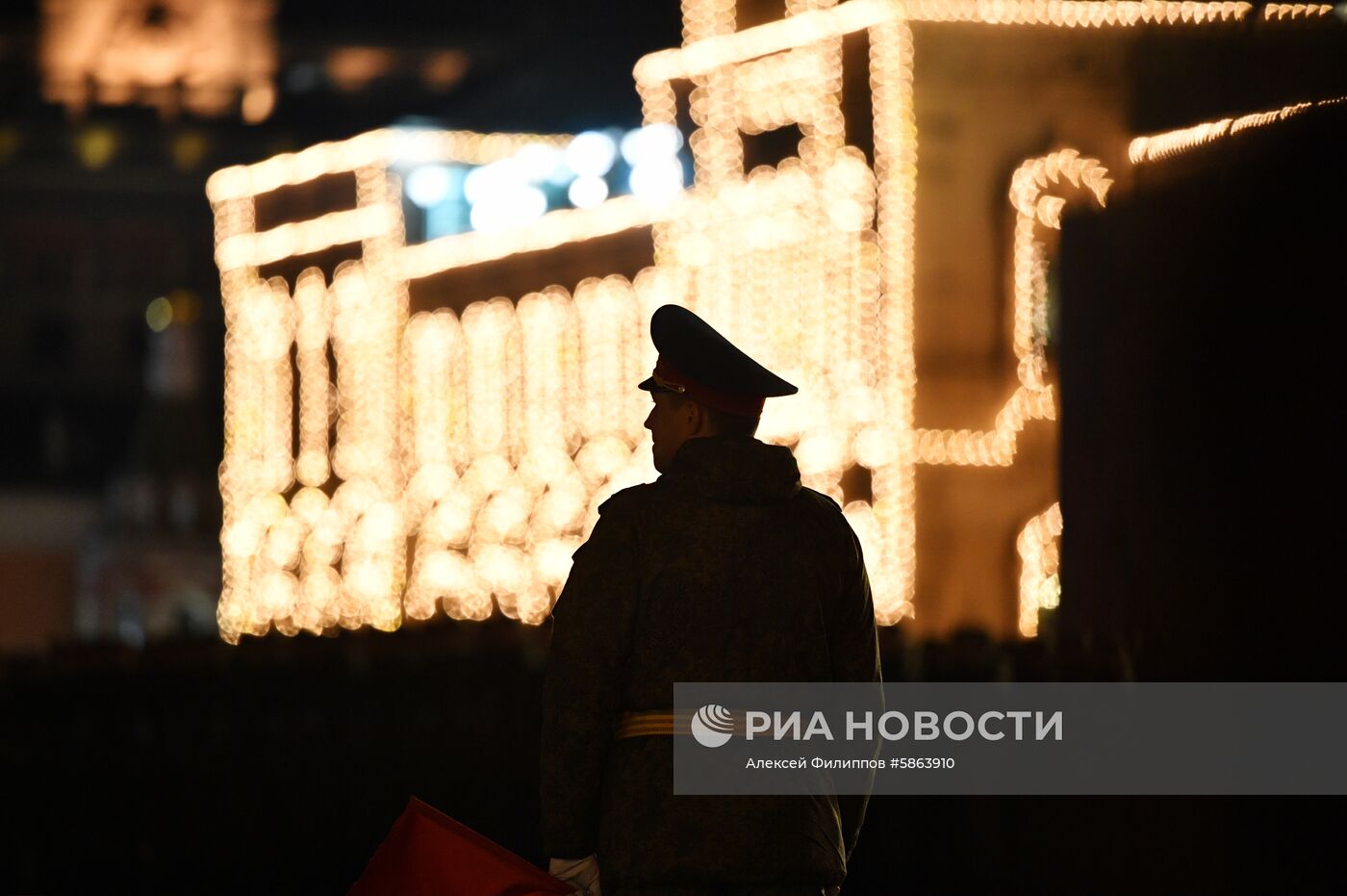 Ночная репетиция парада Победы