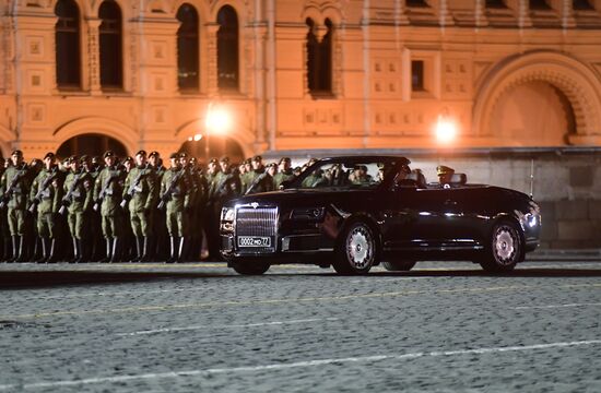 Ночная репетиция парада Победы
