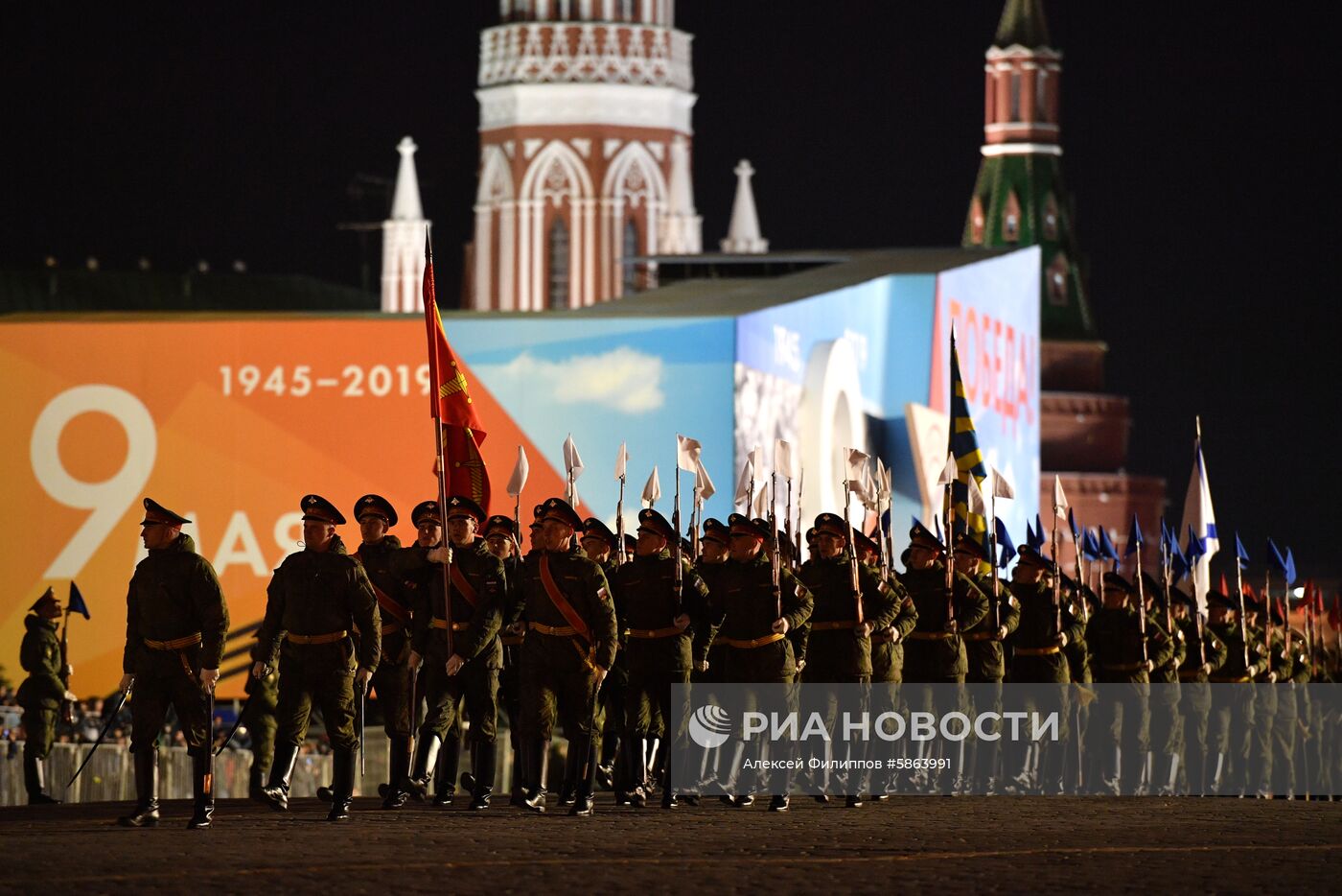 Ночная репетиция парада Победы