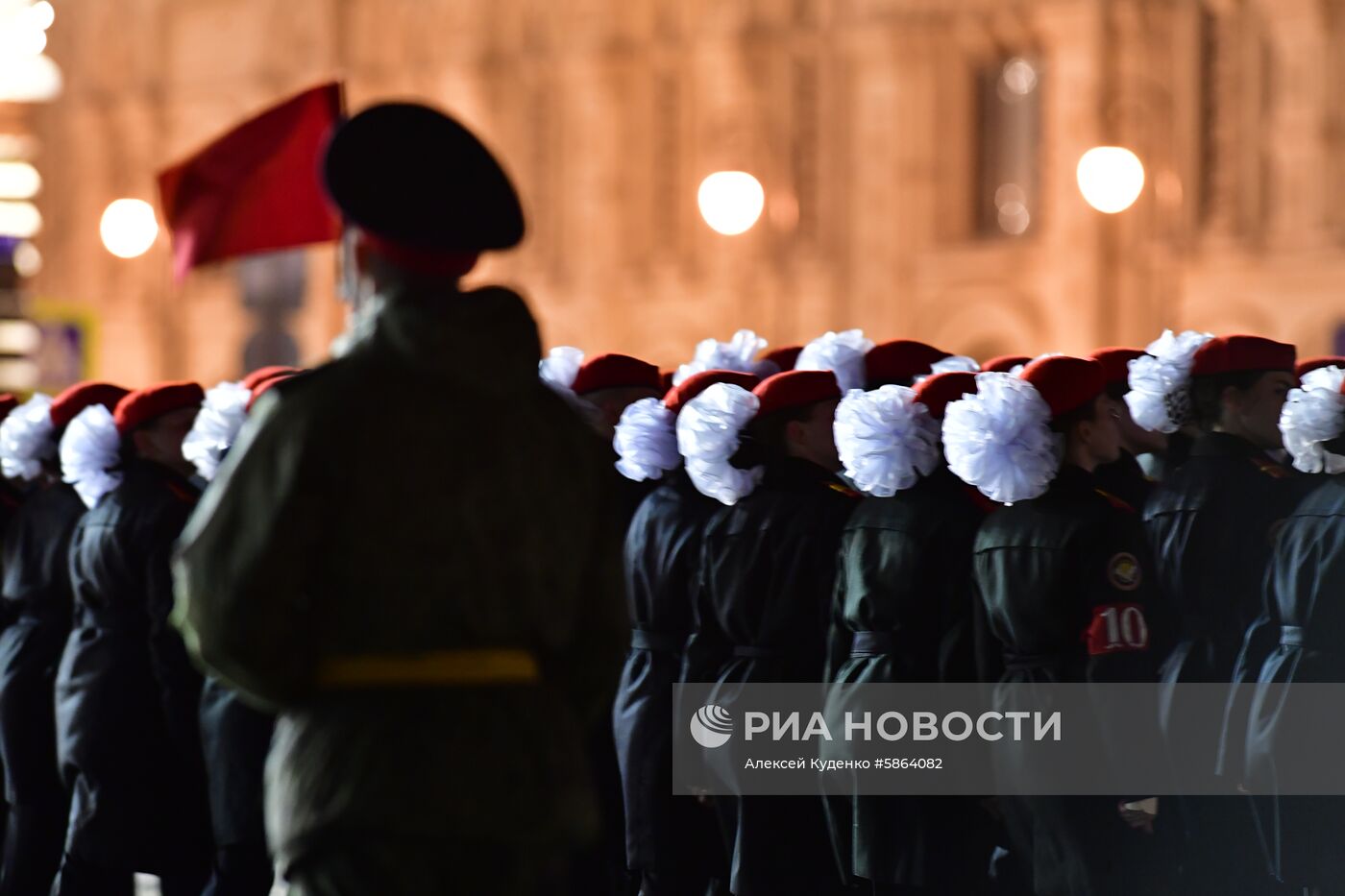 Ночная репетиция парада Победы