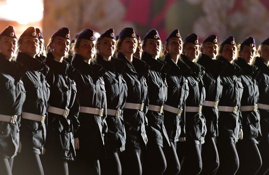 Ночная репетиция парада Победы