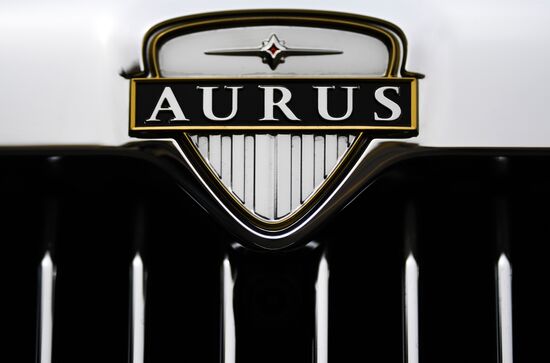 Кабриолет Aurus Senat