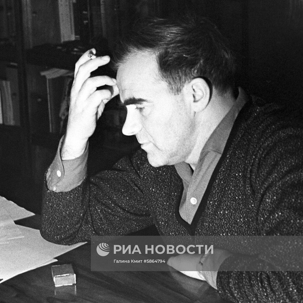 Советский писатель Д. А. Гранин