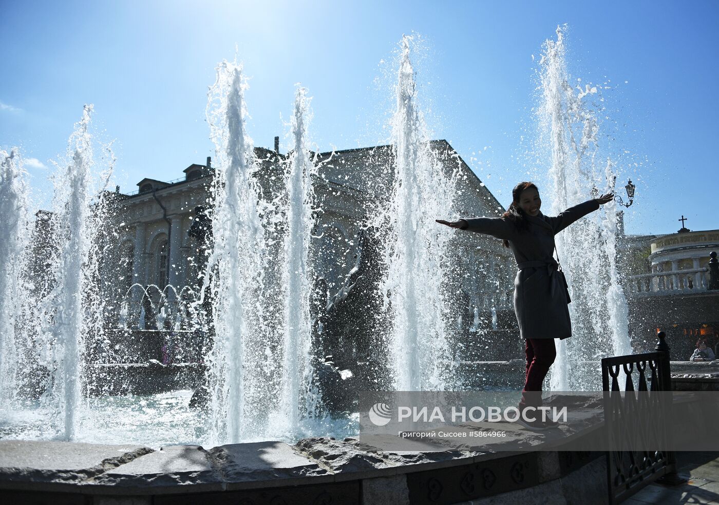 Открытие сезона фонтанов в Москве