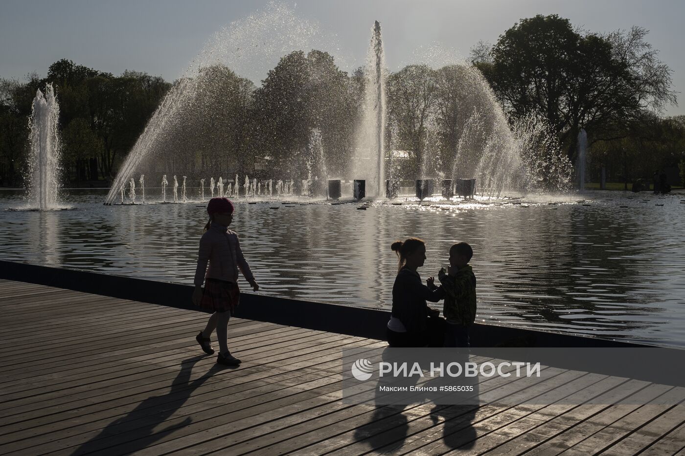 Открытие сезона фонтанов в Москве