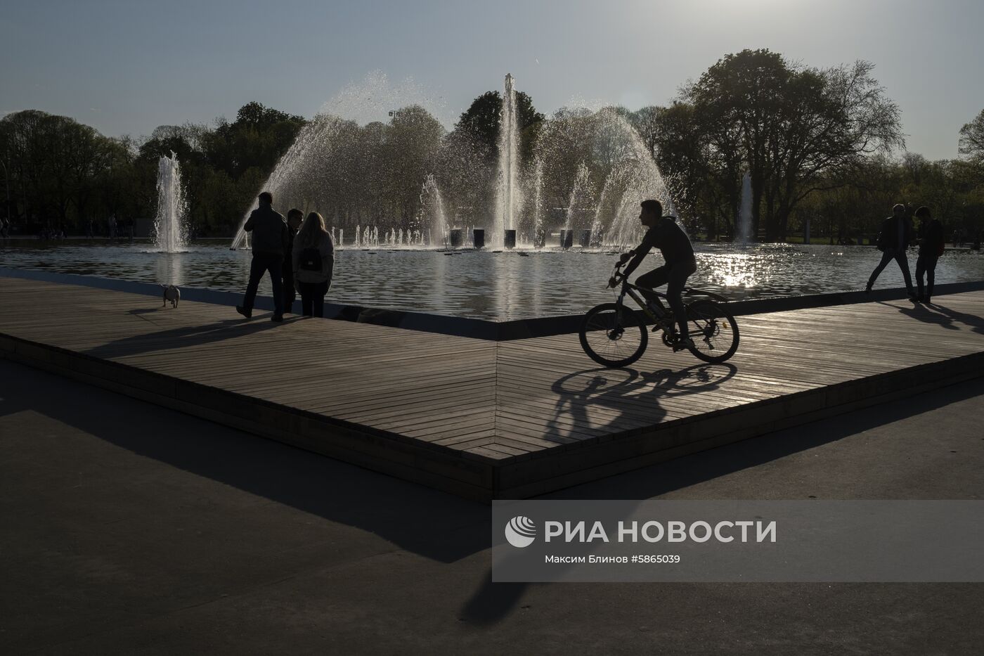 Открытие сезона фонтанов в Москве