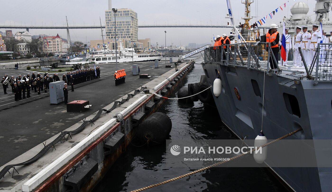 Отряд кораблей Северного флота прибыл во Владивосток