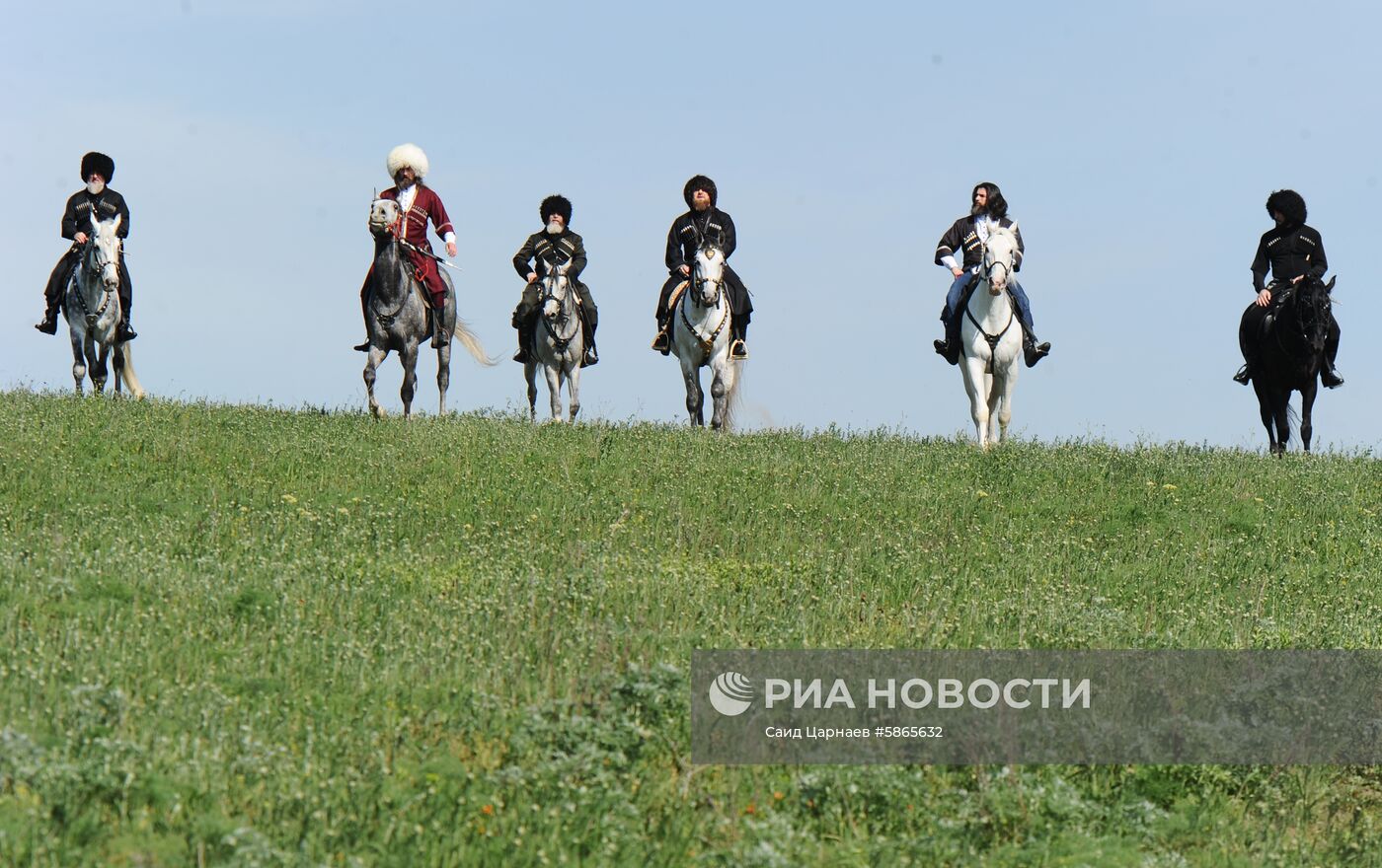 В Чечне установлен мировой рекорд по числу участников в конном походе