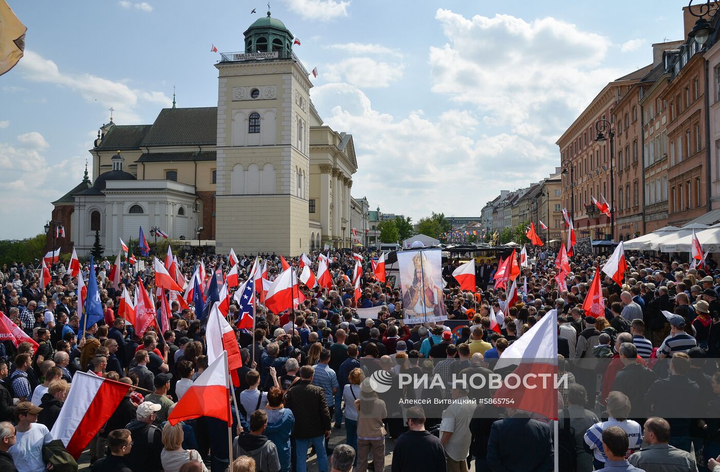 Марш против ЕС в Варшаве