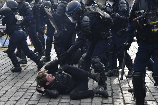 Первомайские демонстрации в мире