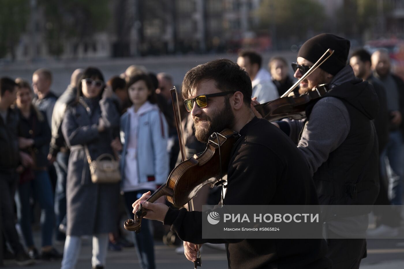 Отдых горожан в парках Москвы 