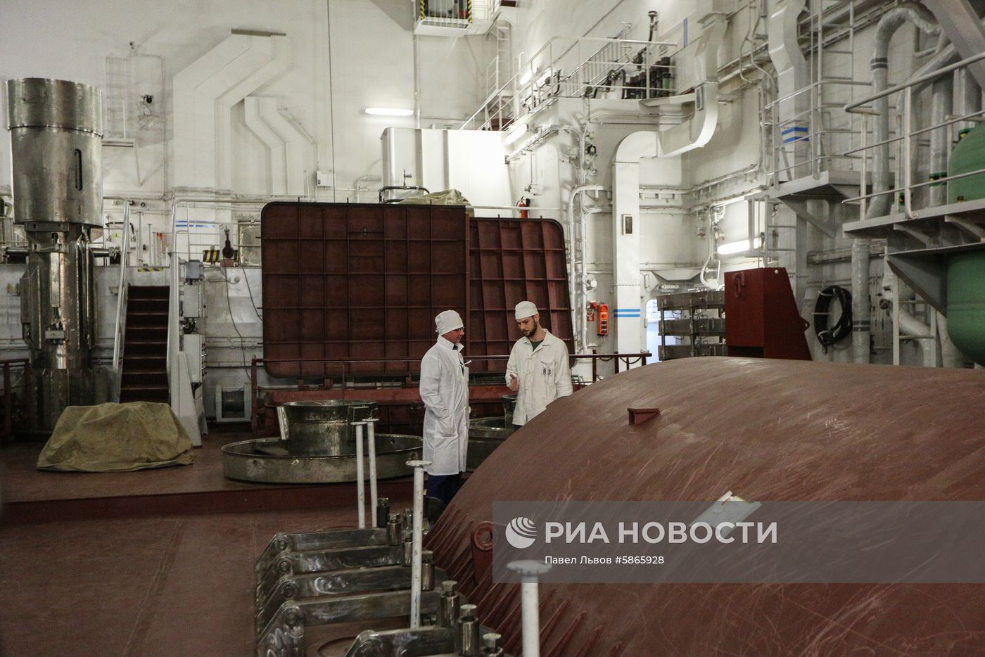 Плавучая атомная ТЭС "Академик Ломоносов"