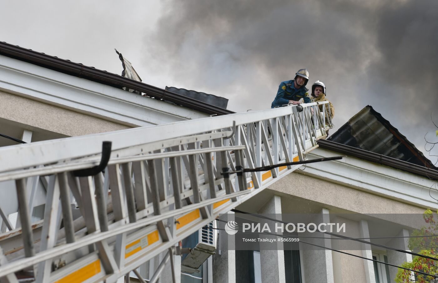 Пожар в здании русской школы в Сухуме