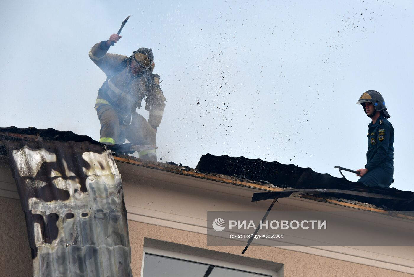 Пожар в здании русской школы в Сухуме