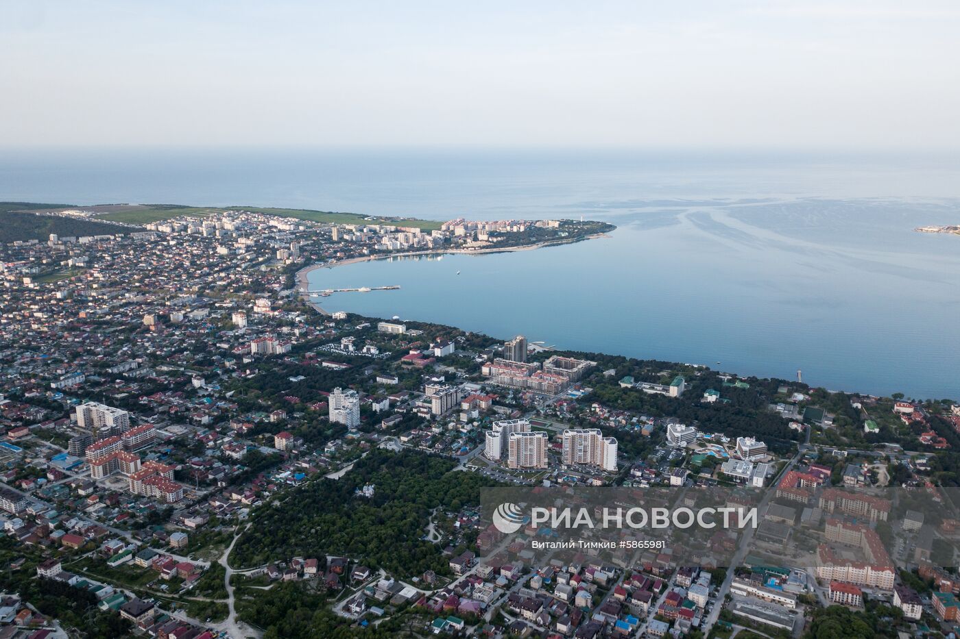 Города России. Геленджик