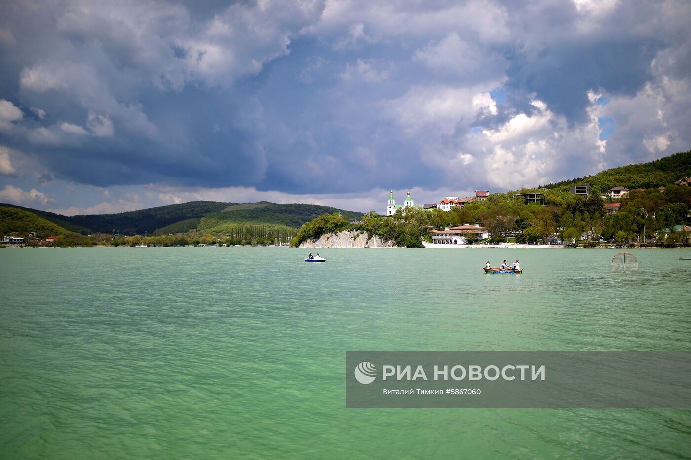 Село Абрау-Дюрсо в Краснодарском крае