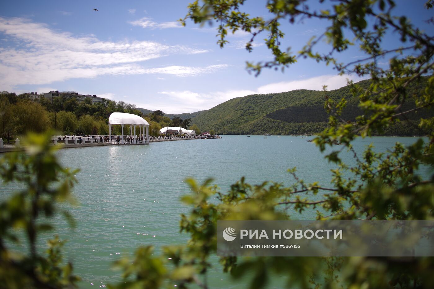 Село Абрау-Дюрсо в Краснодарском крае