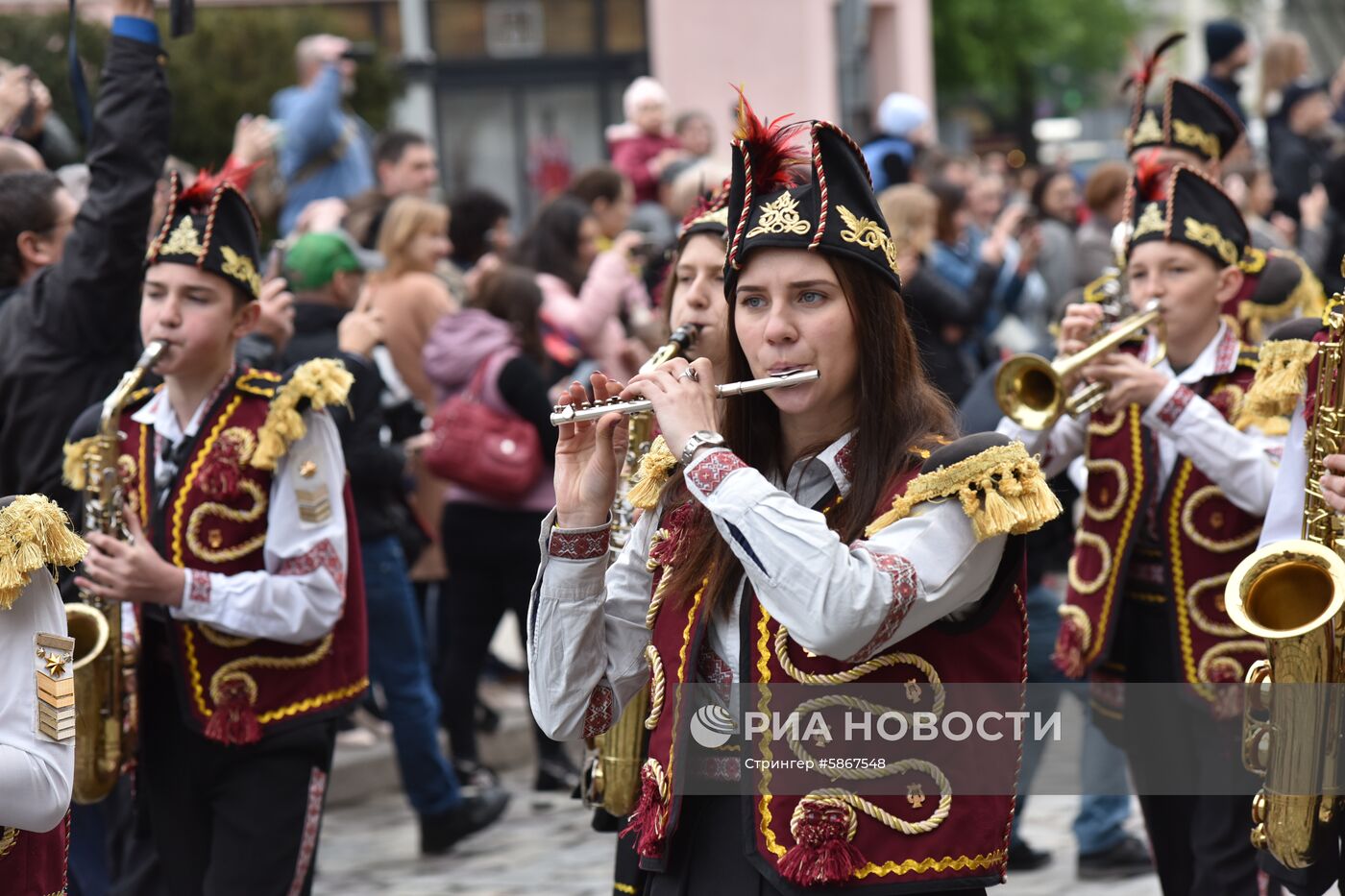 Карнавальное шествие в честь Дня города во Львове