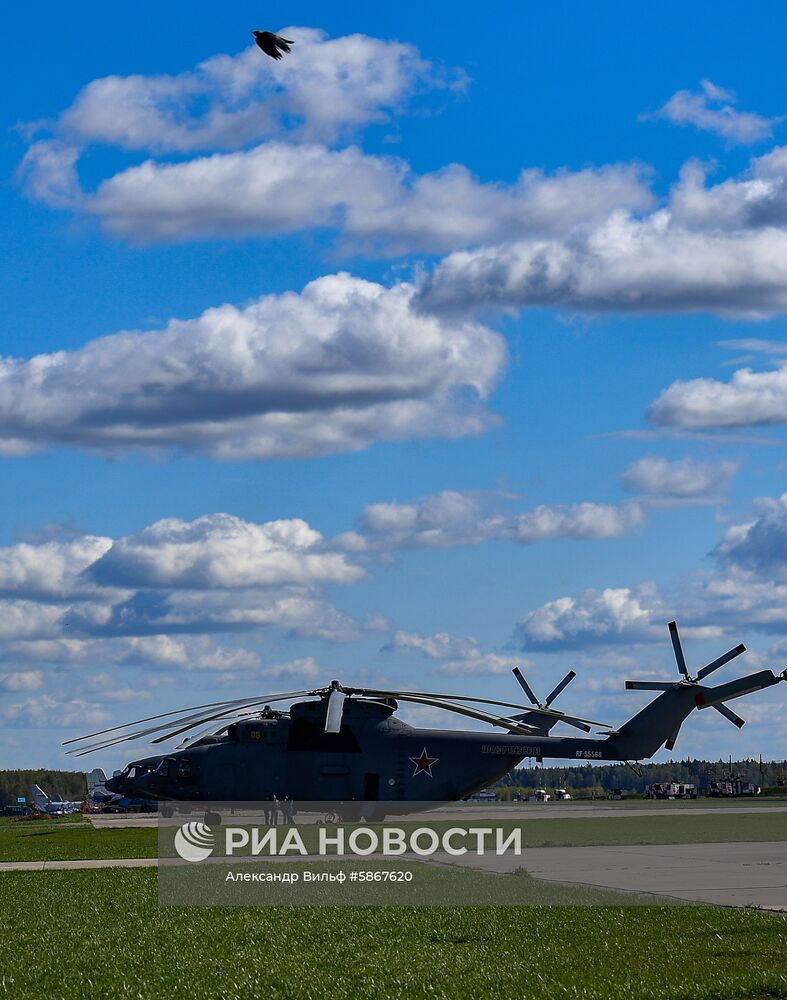 Репетиция воздушной части парада Победы в Москве