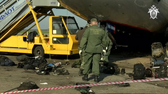 Следственные действия на месте аварийной посадки самолёта в аэропорту Шереметьево