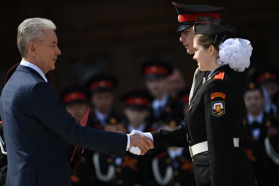 Парад кадетов на Поклонной горе 