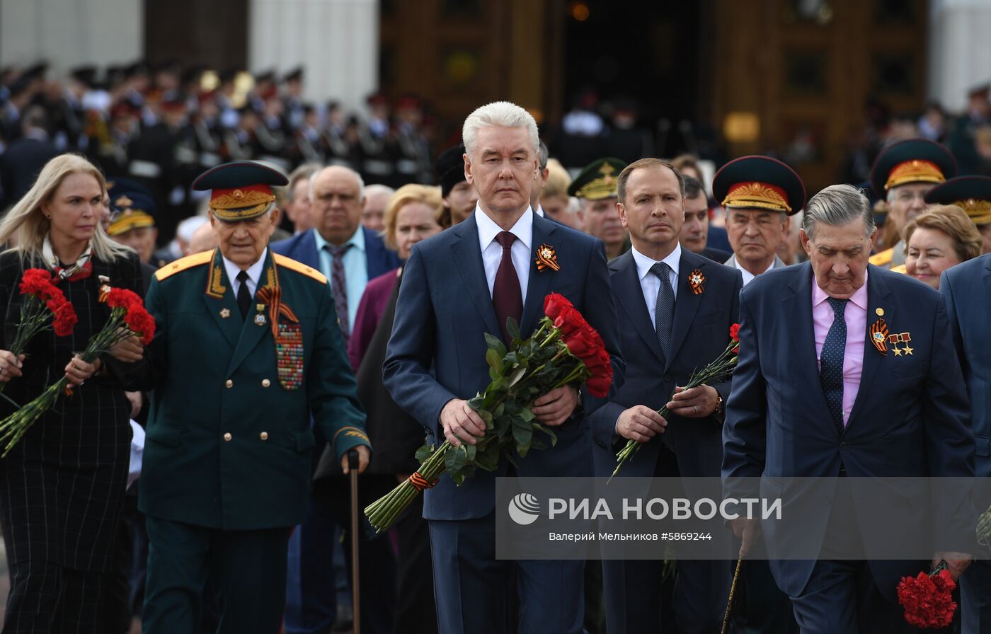 Парад кадетов на Поклонной горе 