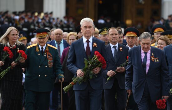 Парад кадетов на Поклонной горе 