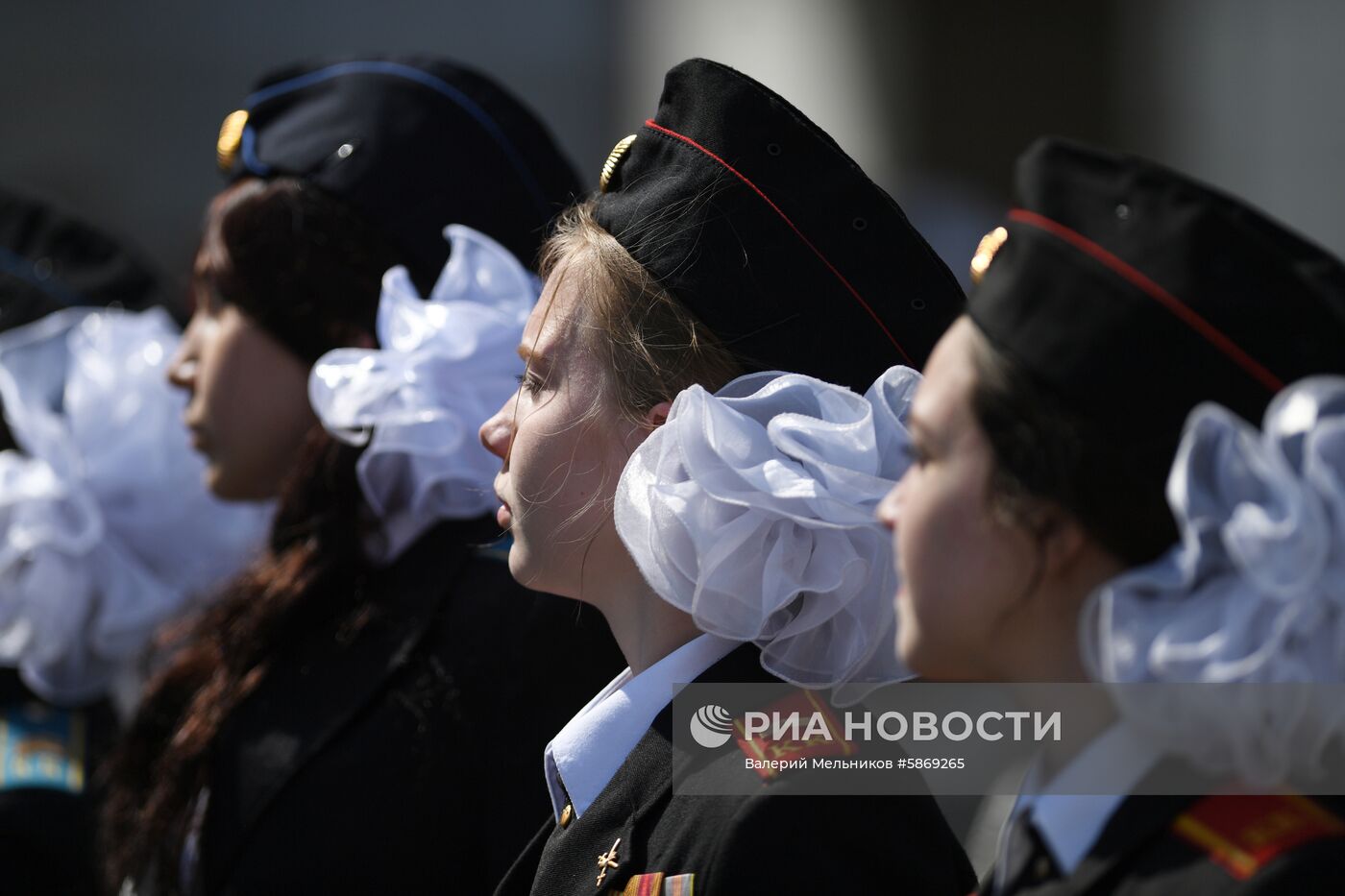 Парад кадетов на Поклонной горе