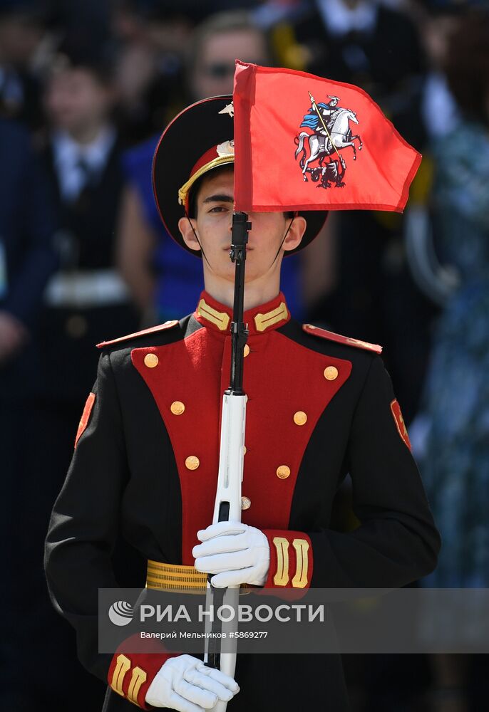 Парад кадетов на Поклонной горе