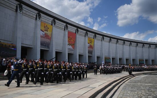 Парад кадетов на Поклонной горе 