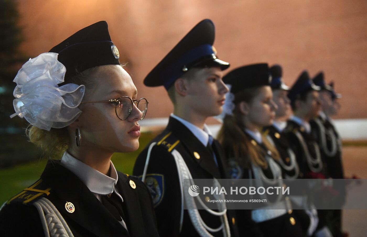Профилактика горелки Вечного огня в Александровском саду