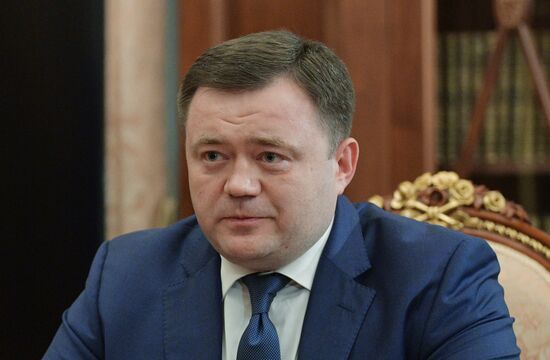 Президент РФ В. Путин встретился с главой "Промсвязьбанка" П. Фрадковым