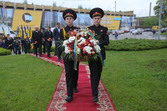 Акции на Украине в память о погибших во II Мировой войне