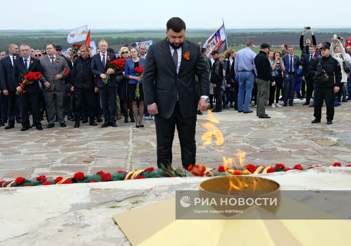 Траурные мероприятия на Саур-могиле в ДНР