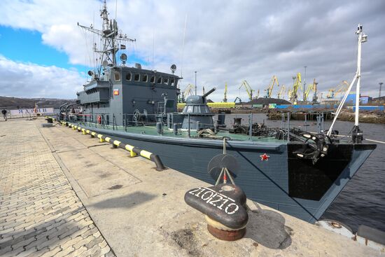 Боевые корабли Северного флота открыли для экскурсий ко Дню Победы