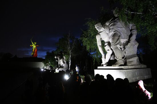Акция "Свет Великой Победы" на Мамаевом кургане