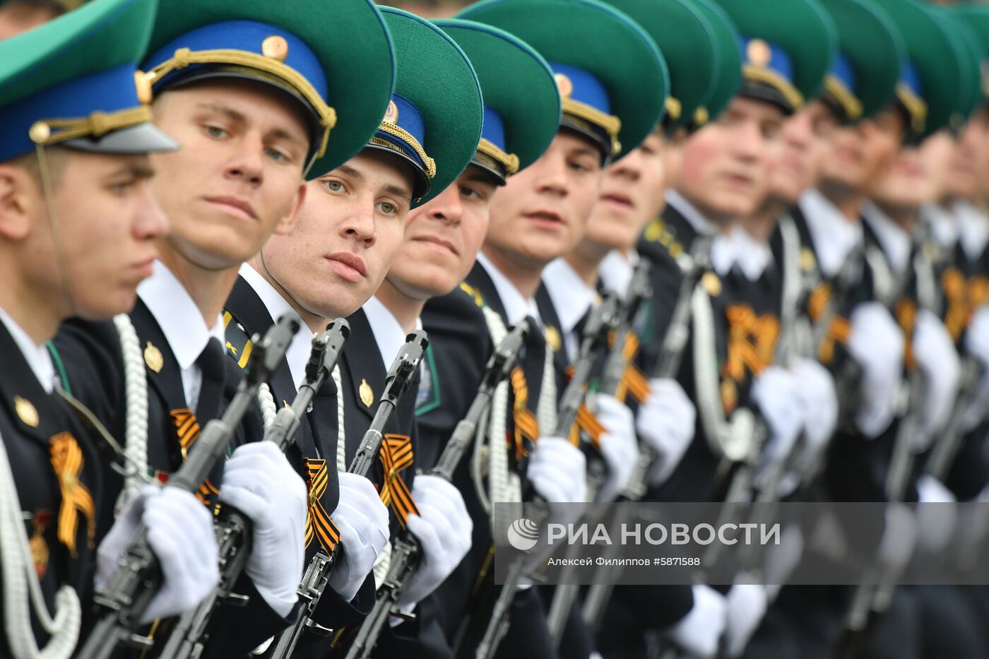 Военный парад, посвящённый 74-й годовщине Победы в Великой Отечественной войне