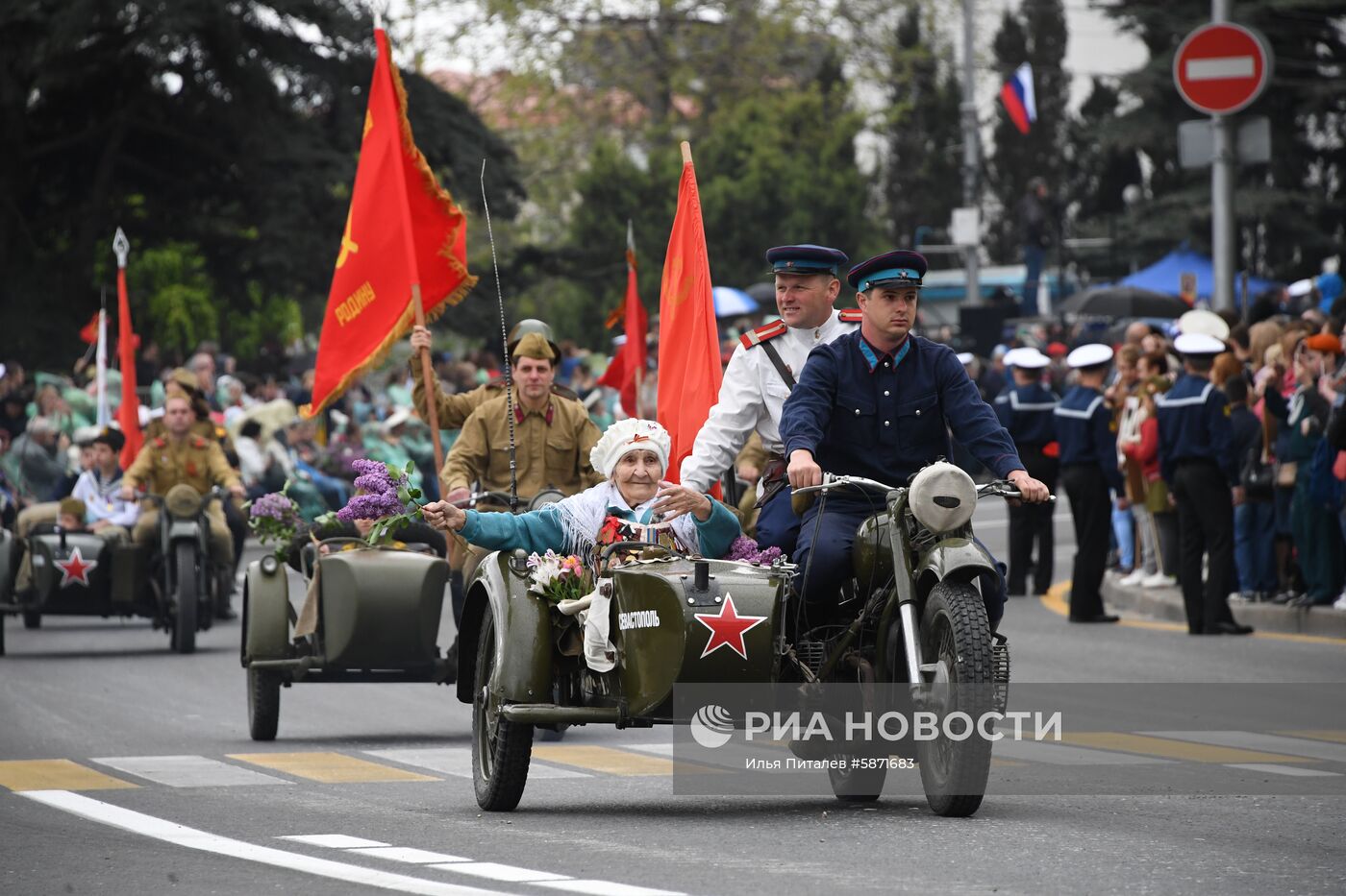 Празднование Дня Победы в регионах России