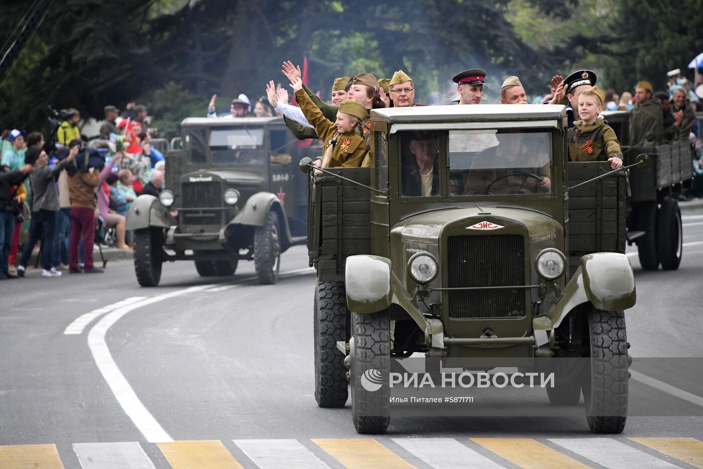 Празднование Дня Победы в регионах России