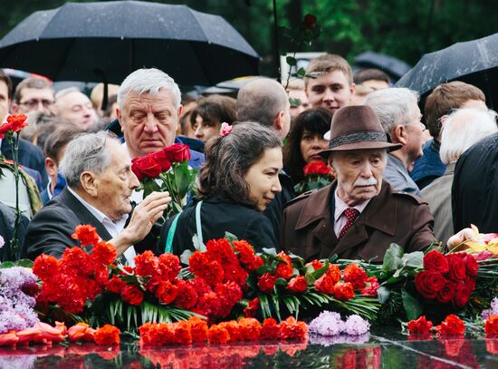 Акция "Бессмертный полк" и празднование Дня Победы на Украине