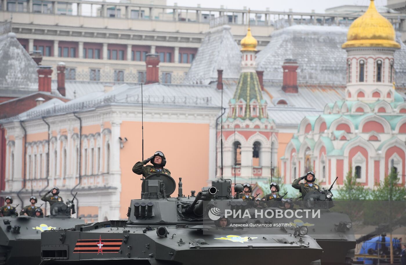 Военный парад, посвящённый 74-й годовщине Победы в Великой Отечественной войне