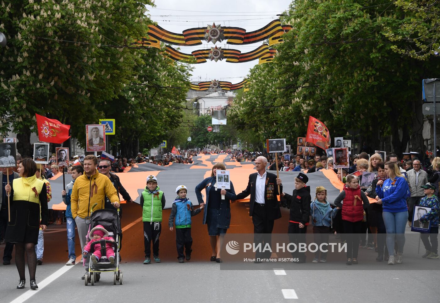 Акция "Бессмертный полк" в регионах России