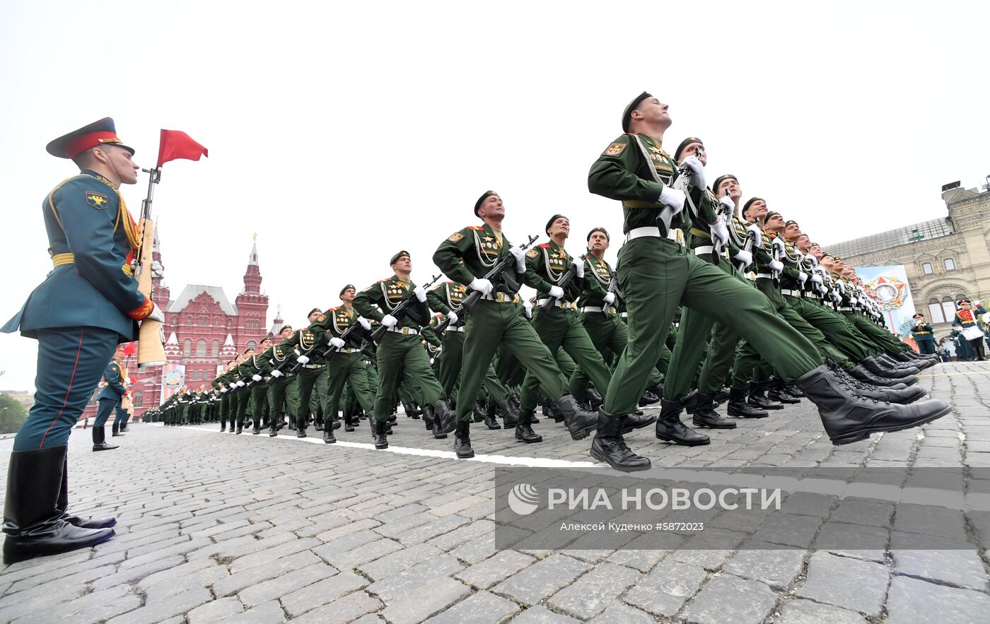 Военный парад, посвящённый 74-й годовщине Победы в Великой Отечественной войне 