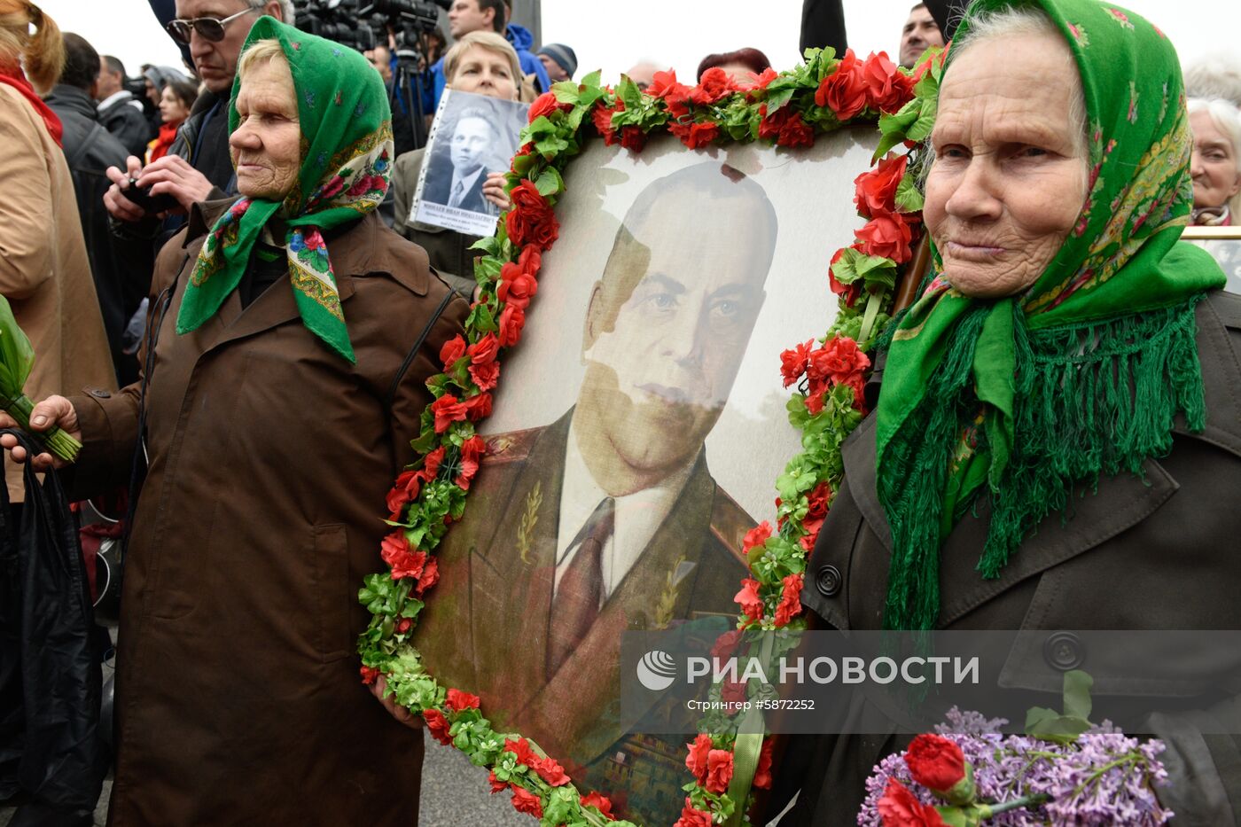 Акция "Бессмертный полк" и празднование Дня Победы на Украине